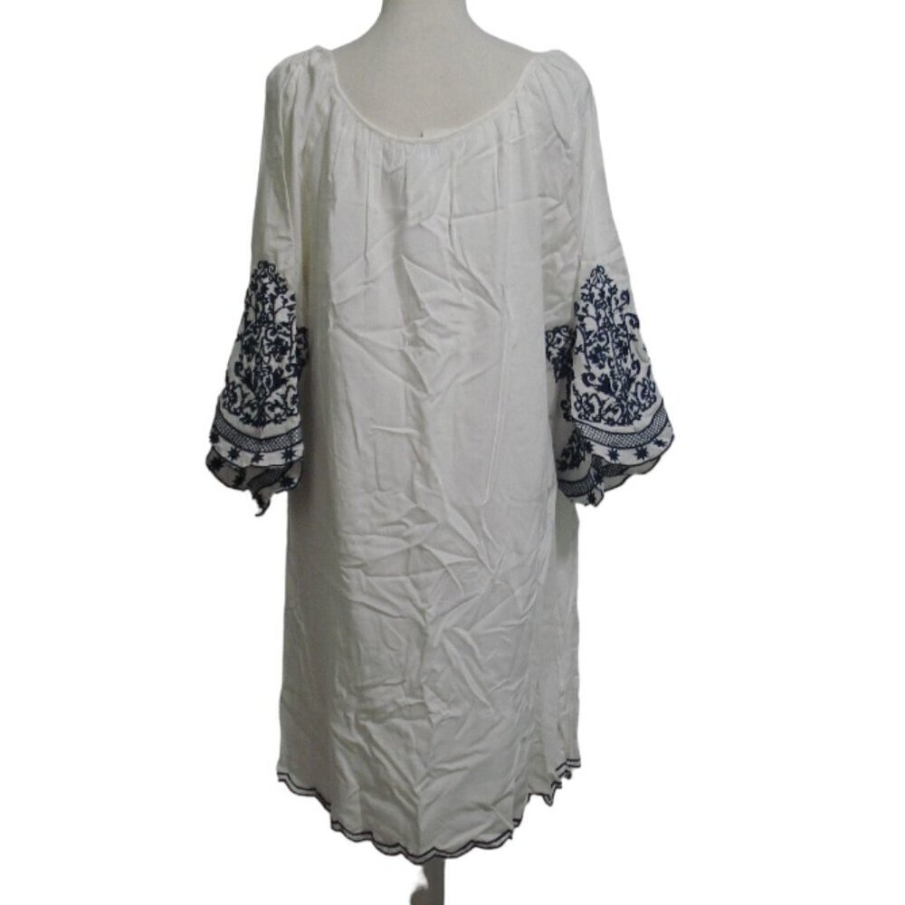 CHIC CONNECTION Dress Women's Size 1X White Blue Embroidery Bell Sleeve Boho NWT - Picture 2 of 9